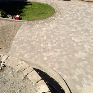 kelowna driveway and paver patios